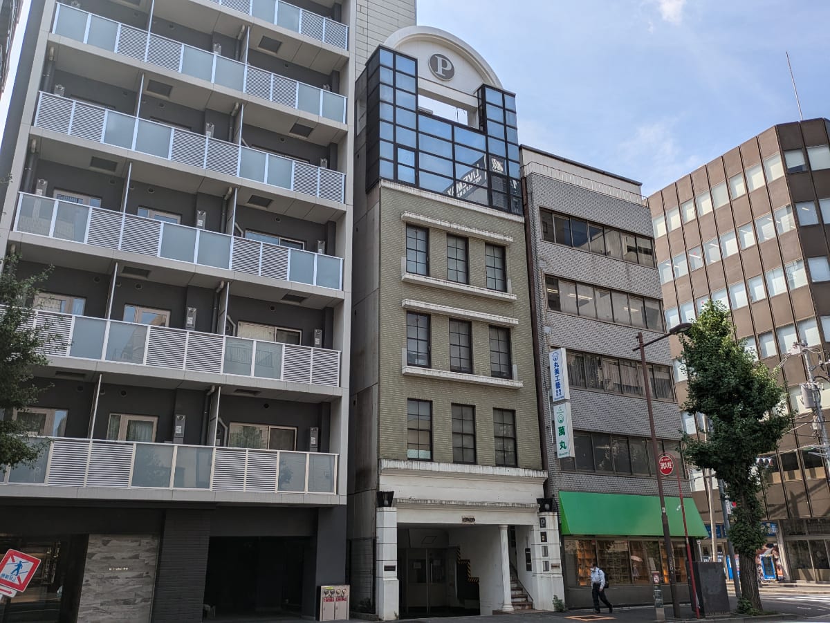 v20251003150706/fresh/building/J00100366718_5