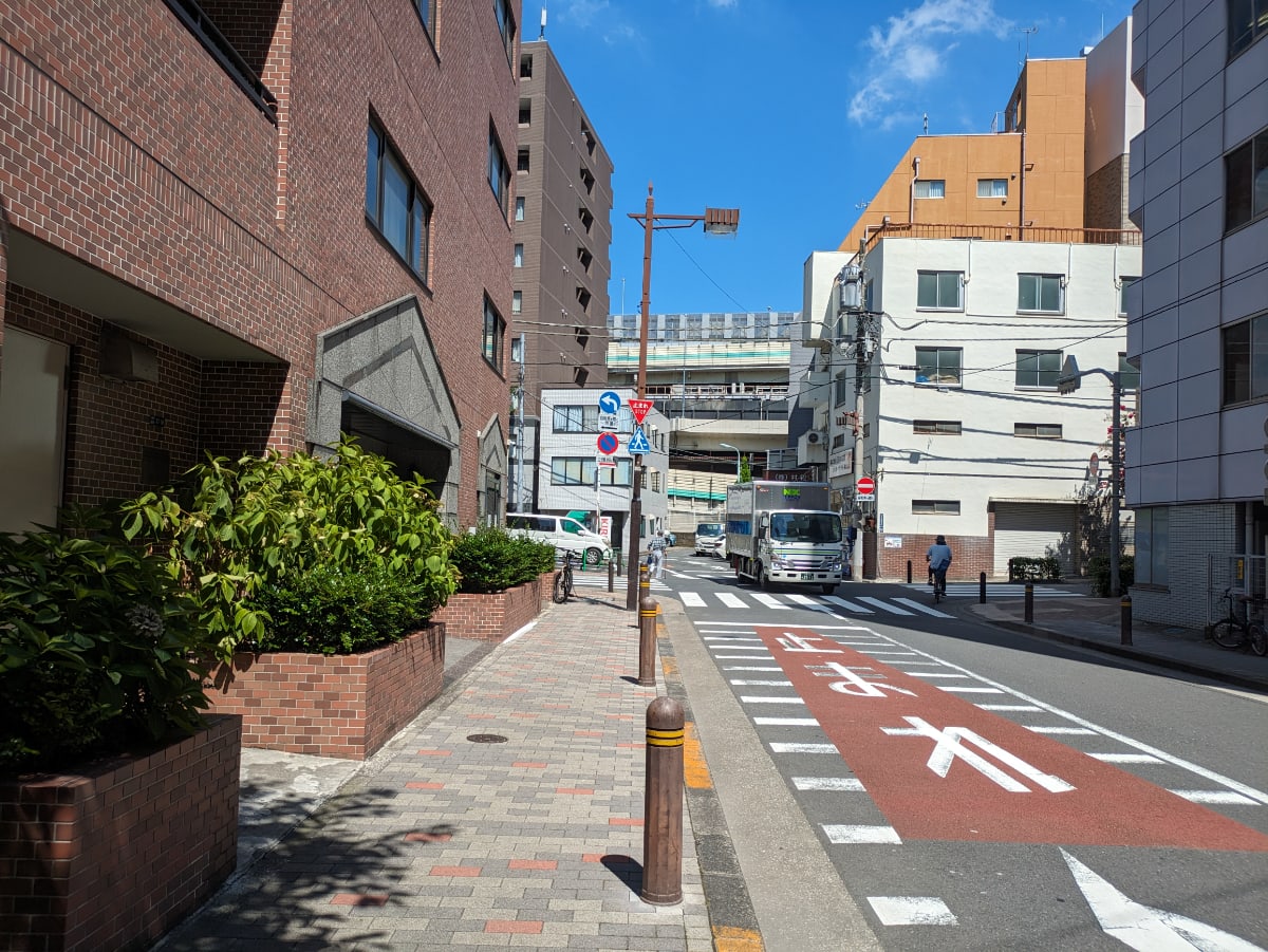 v20251003150706/fresh/building/J00100369567_2
