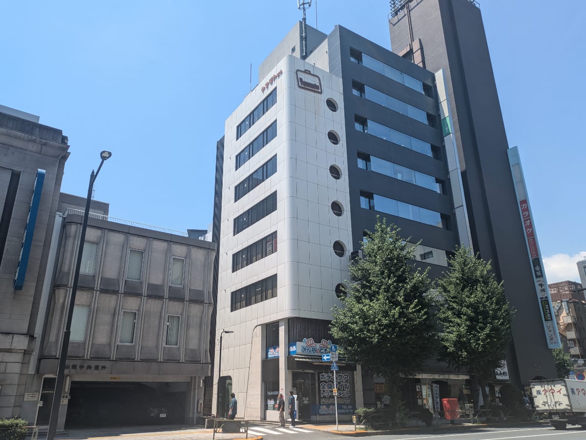 v20251003150706/fresh/building/J00100377044_1