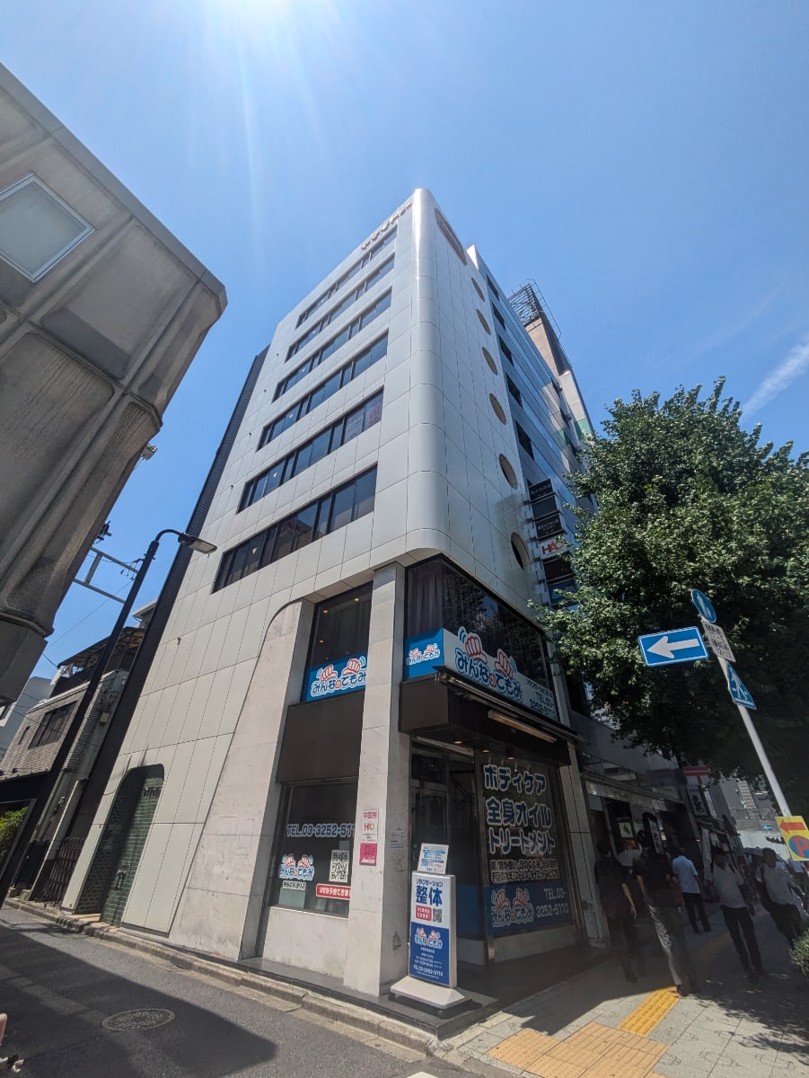 v20251003150706/fresh/building/J00100377044_7