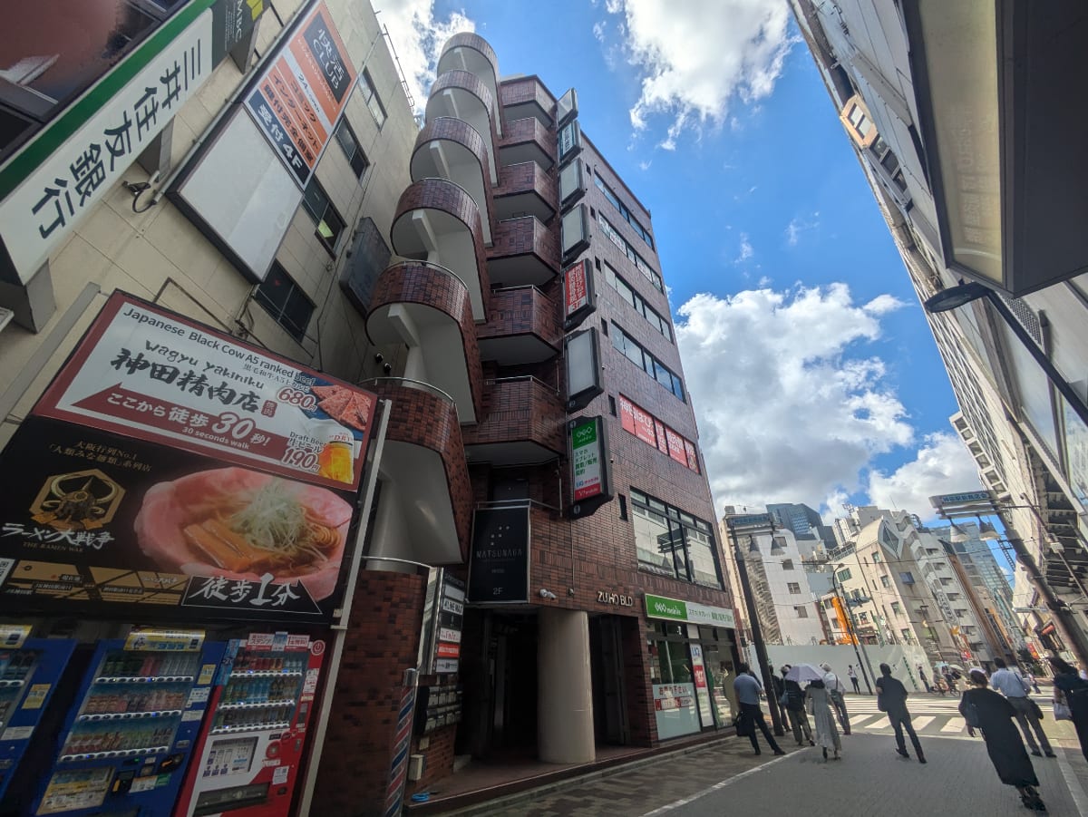 v20251003150706/fresh/building/J00100377732_6