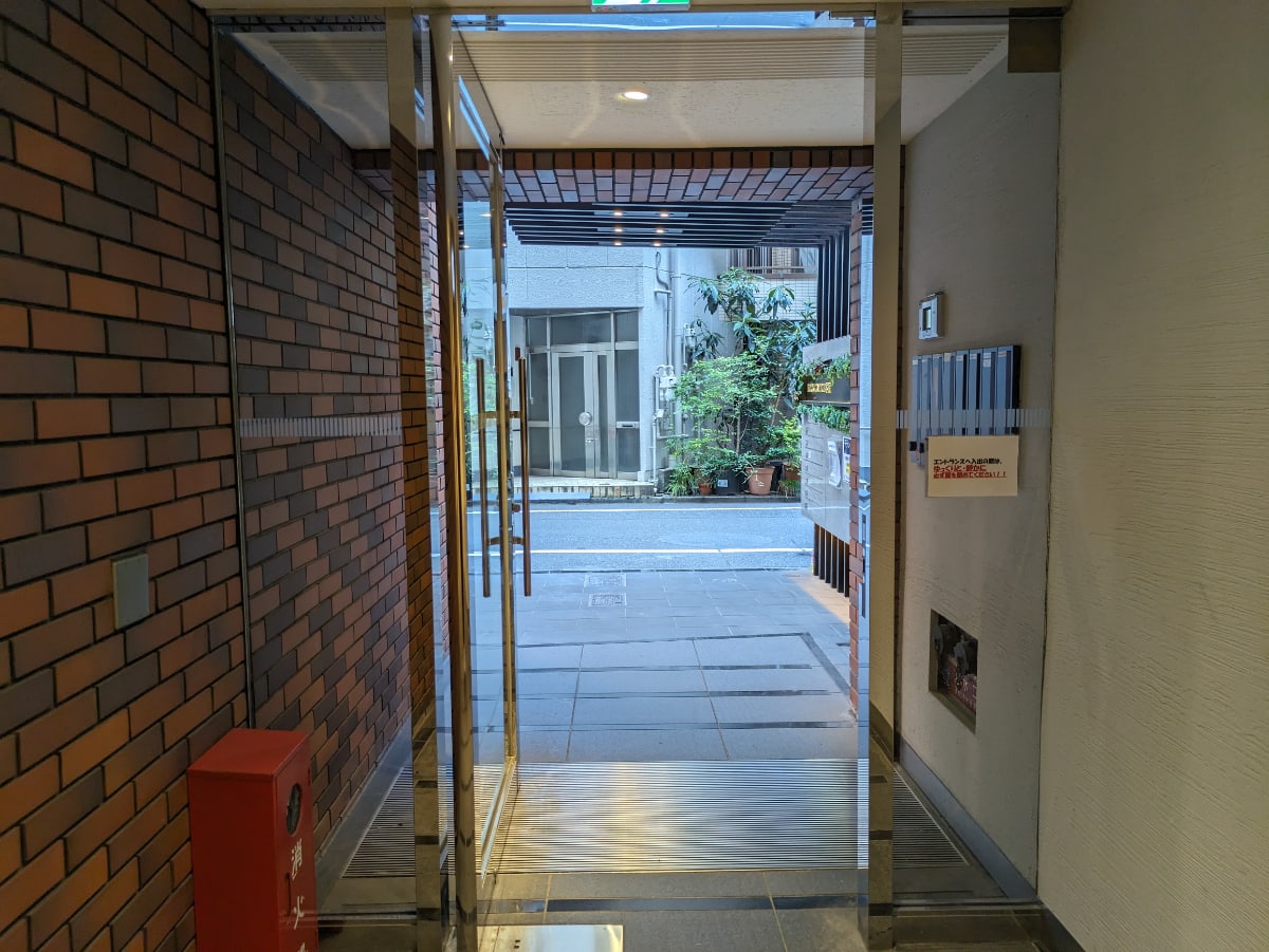 v20251003150706/fresh/building/J00100378606_12