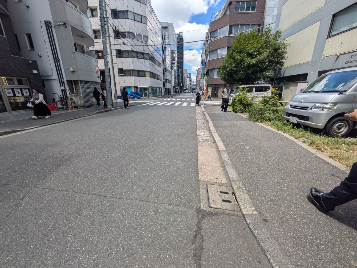 v20251003150706/fresh/building/J00100381663_12