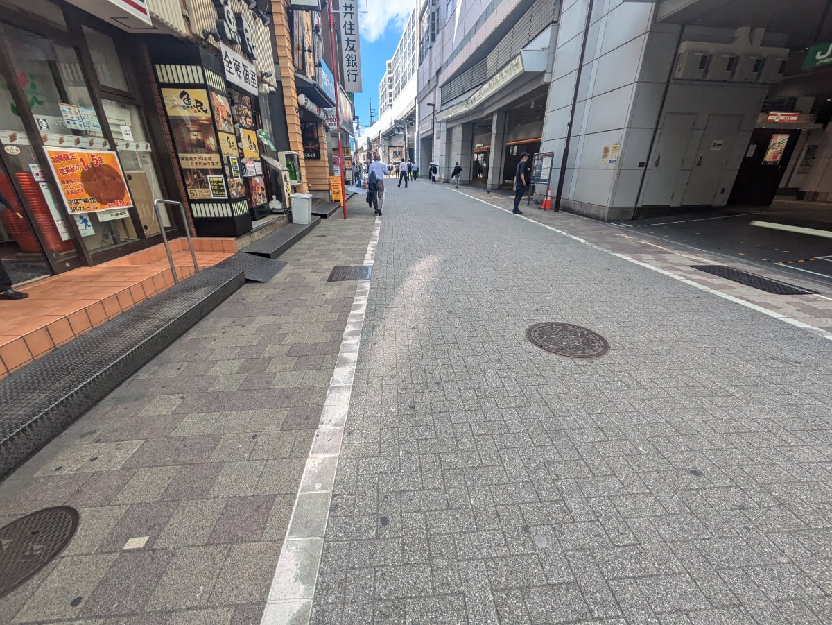 v20251003150706/fresh/building/J00100388455_2