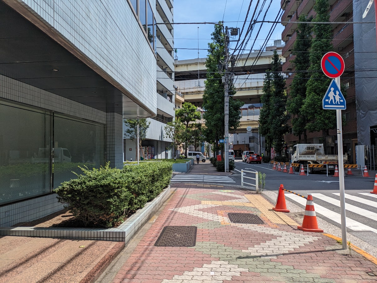 v20251003150706/fresh/building/J00100391038_13