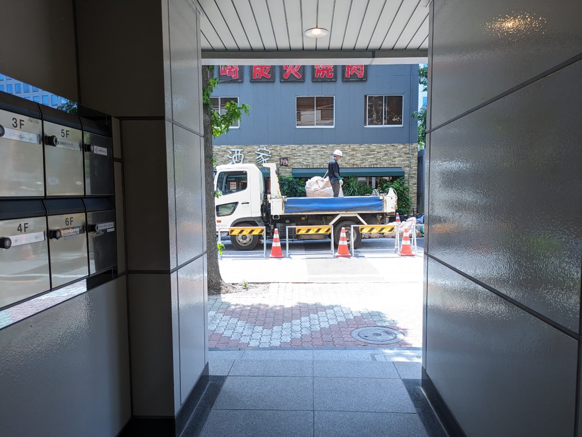 v20251003150706/fresh/building/J00100391099_14