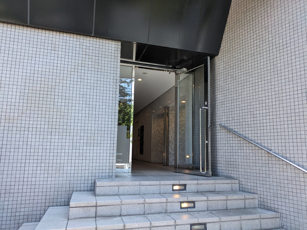 v20251003150706/fresh/building/J00100392985_3