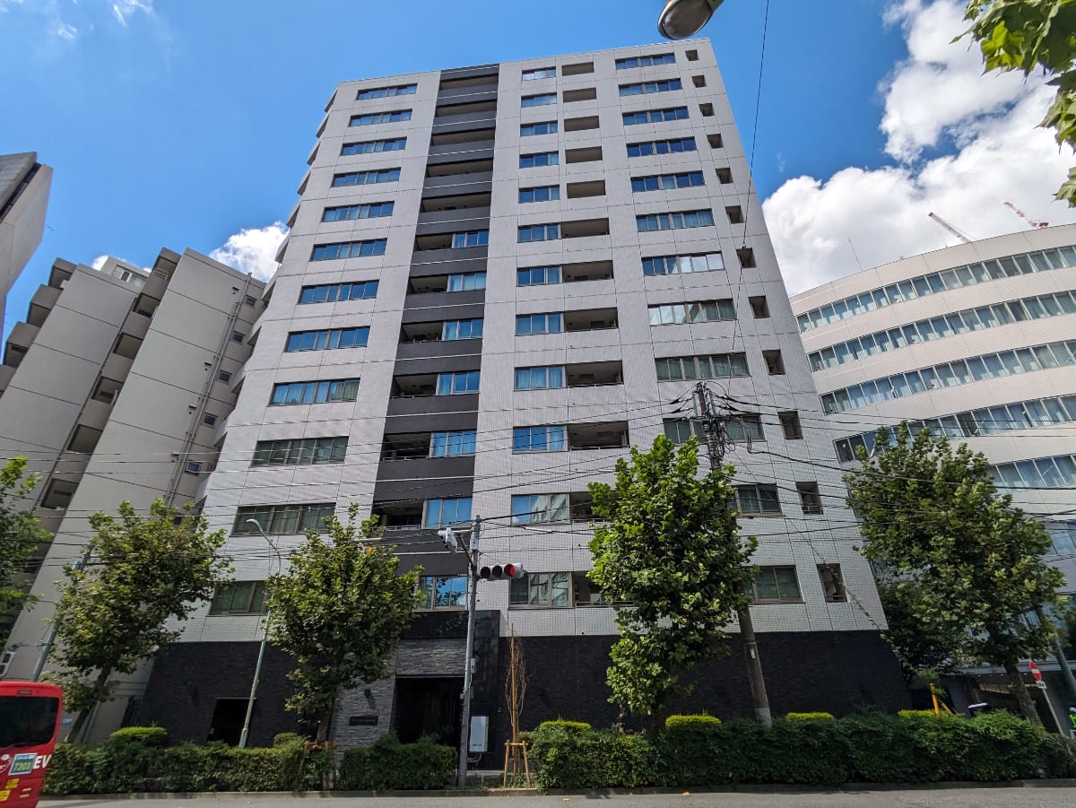 v20251003150706/fresh/building/J00100394263_1