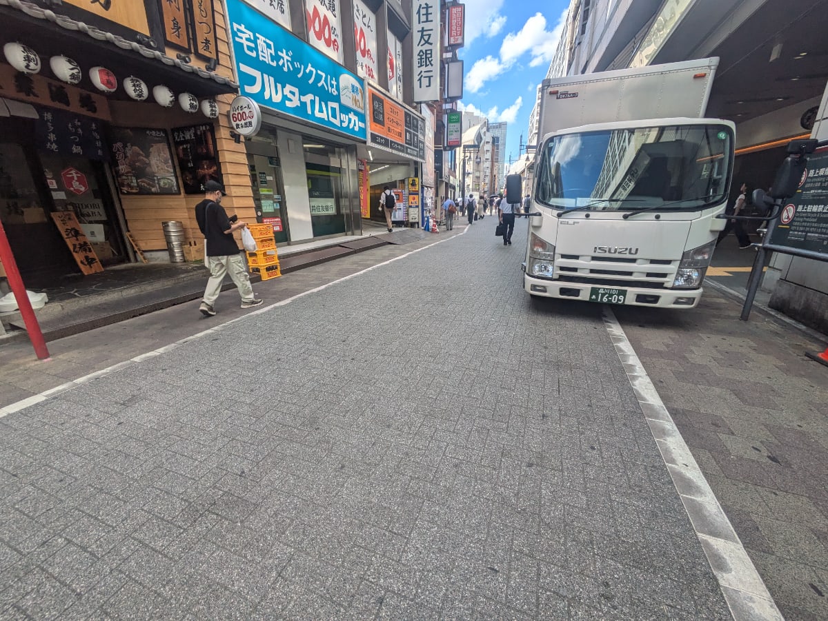 v20251003150706/fresh/building/J00100401536_2