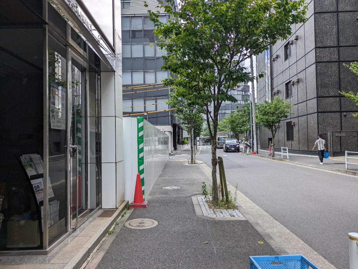 v20251003150706/fresh/building/J00100414954_2
