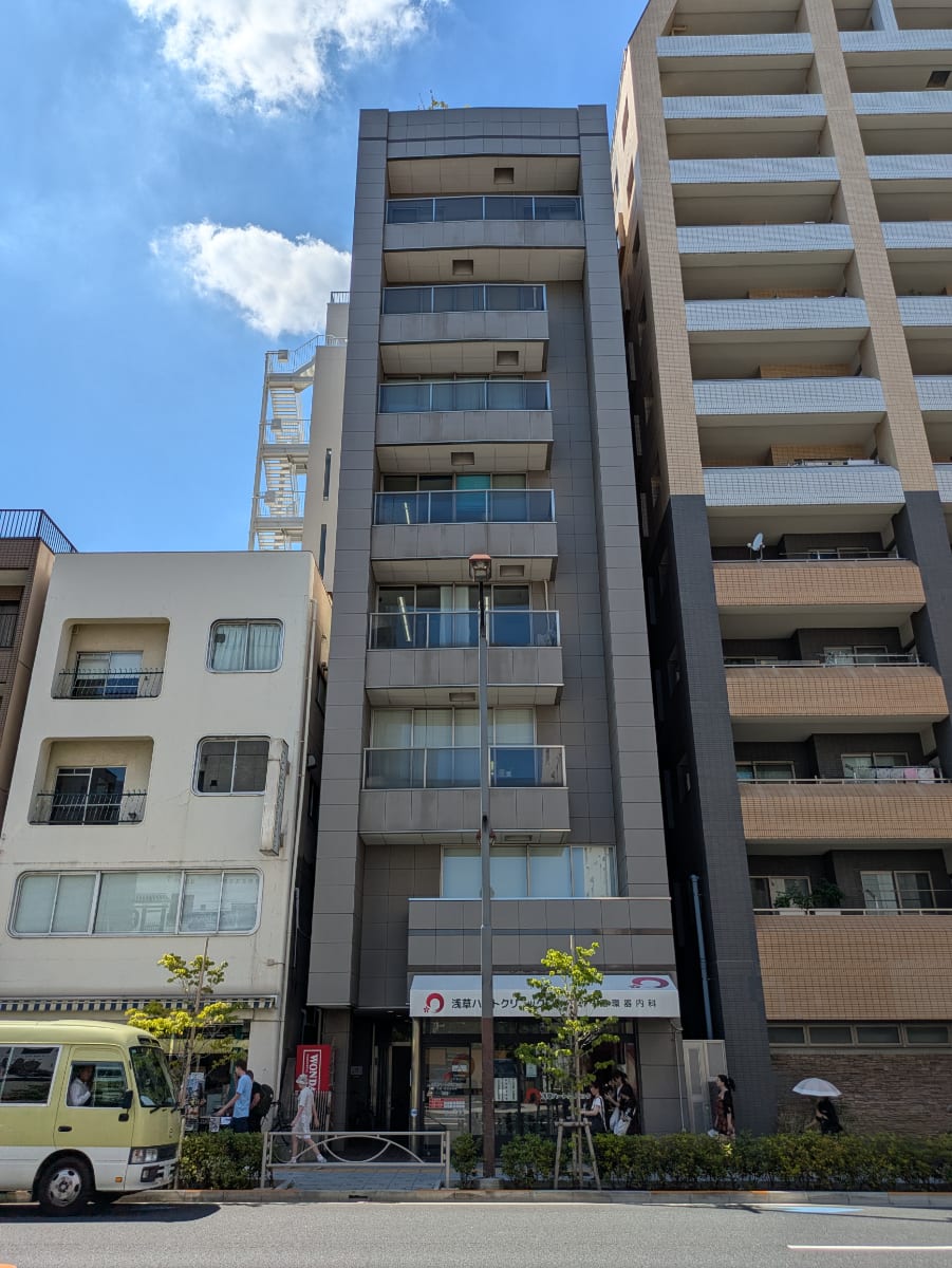 v20251003150706/fresh/building/J00100417717_1
