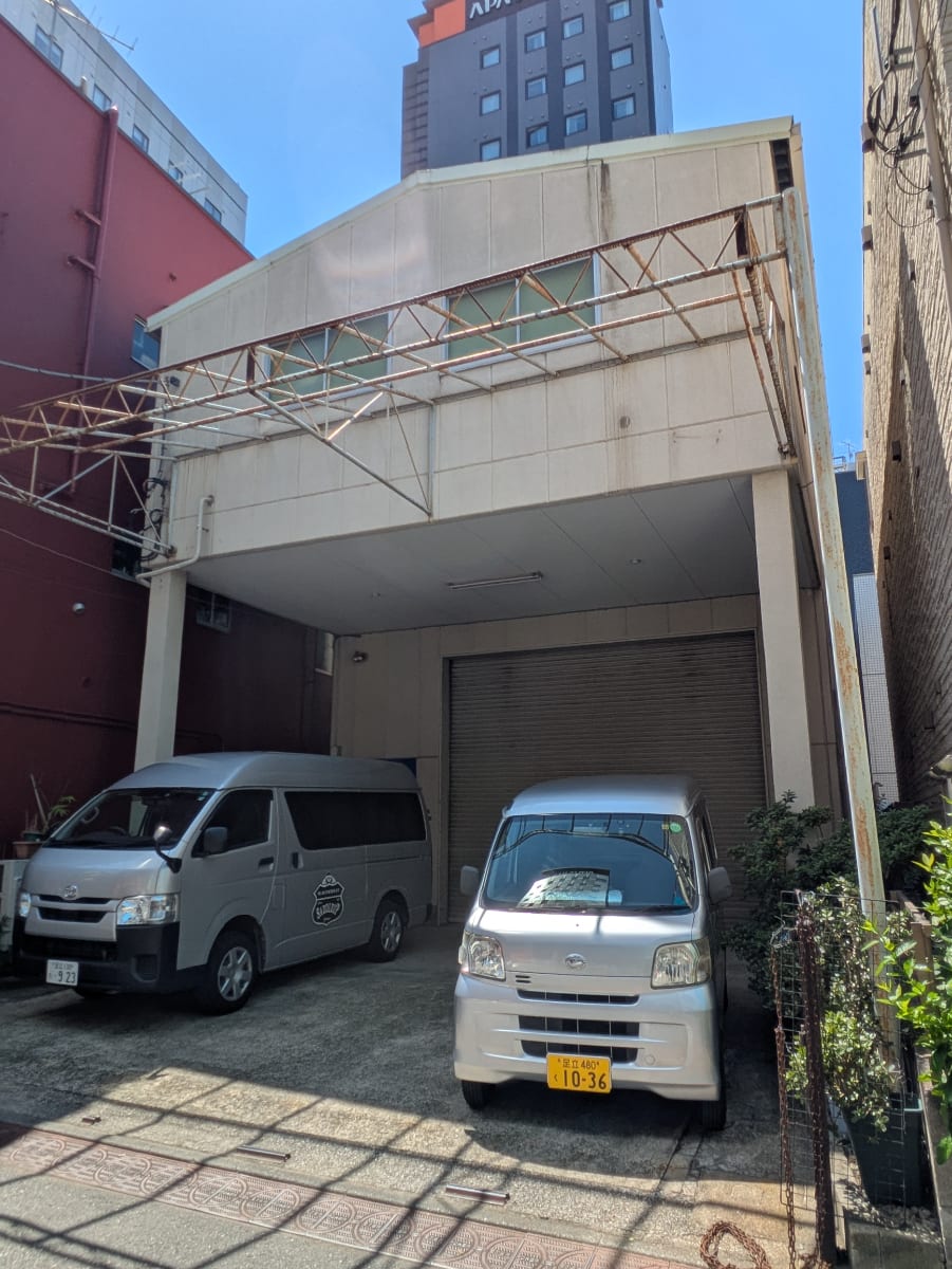 v20251006150705/fresh/building/J00100360666_5
