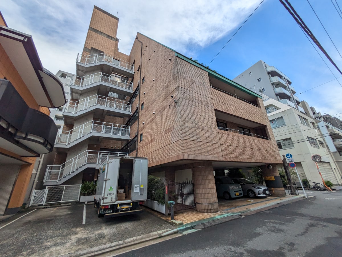 v20251006150705/fresh/building/J00100364554_5