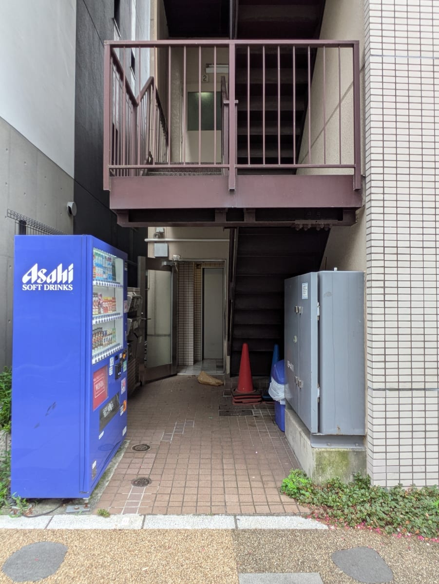 v20251006150705/fresh/building/J00100365093_3