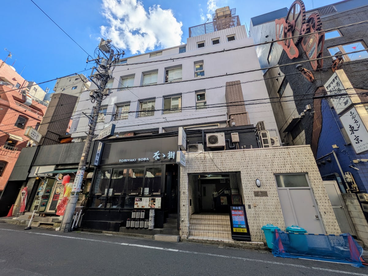 v20251006150705/fresh/building/J00100366973_6