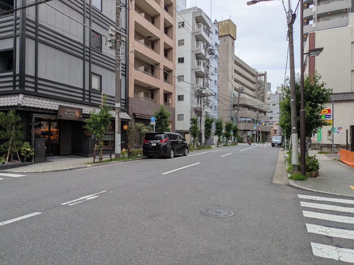 v20251006150705/fresh/building/J00100369832_15
