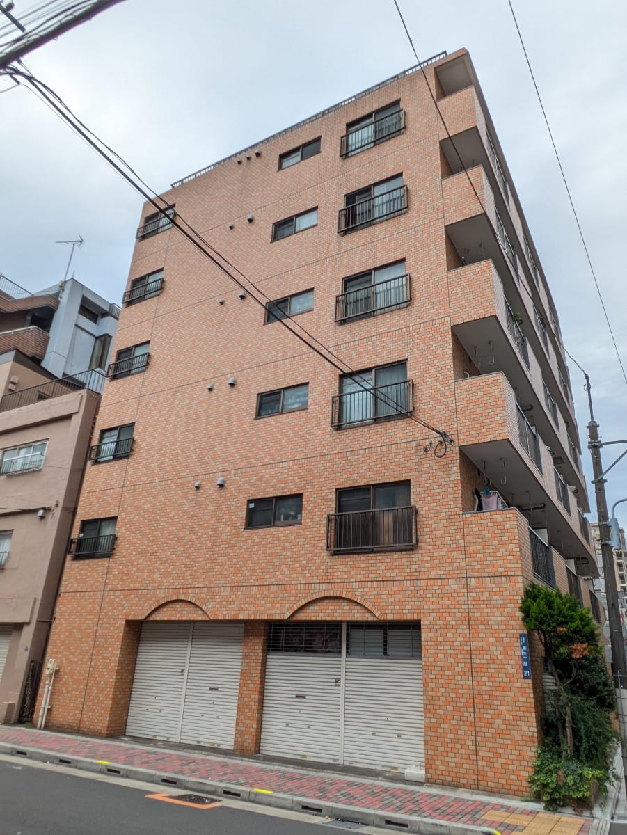 v20251006150705/fresh/building/J00100371761_7