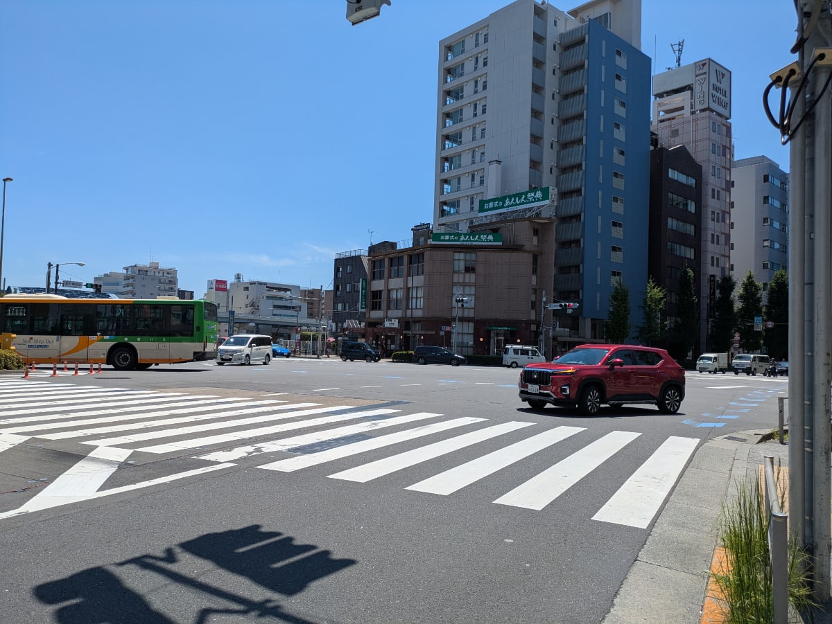 v20251006150705/fresh/building/J00100379125_13
