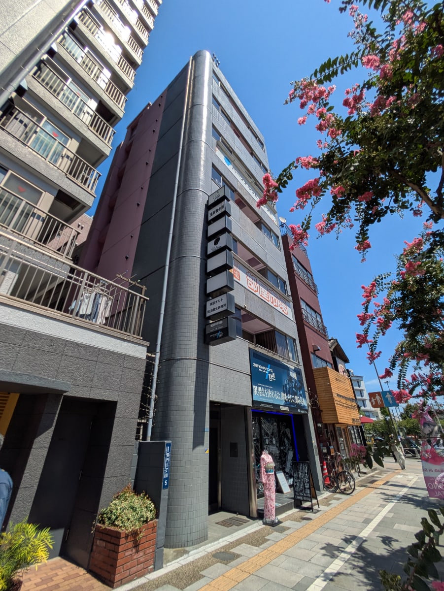 v20251006150705/fresh/building/J00100379126_11