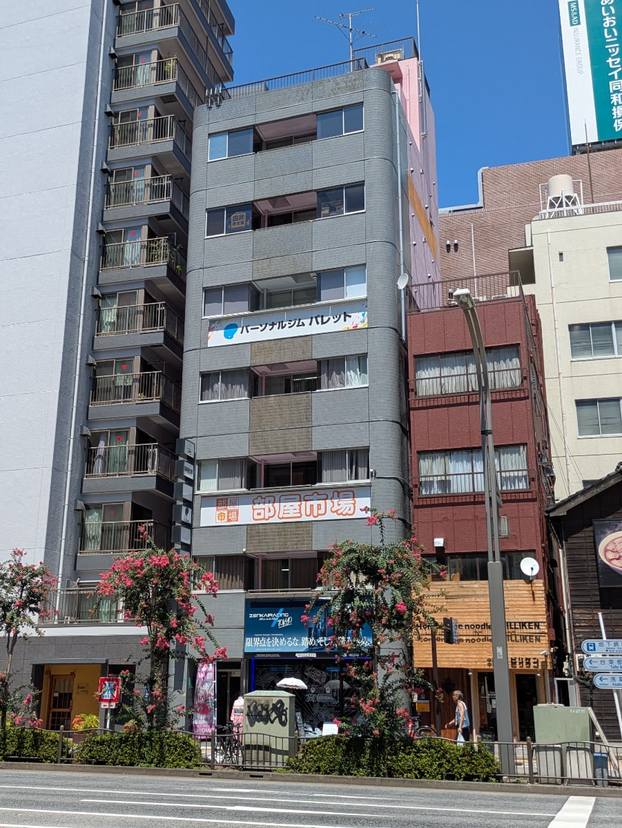 v20251006150705/fresh/building/J00100379126_7