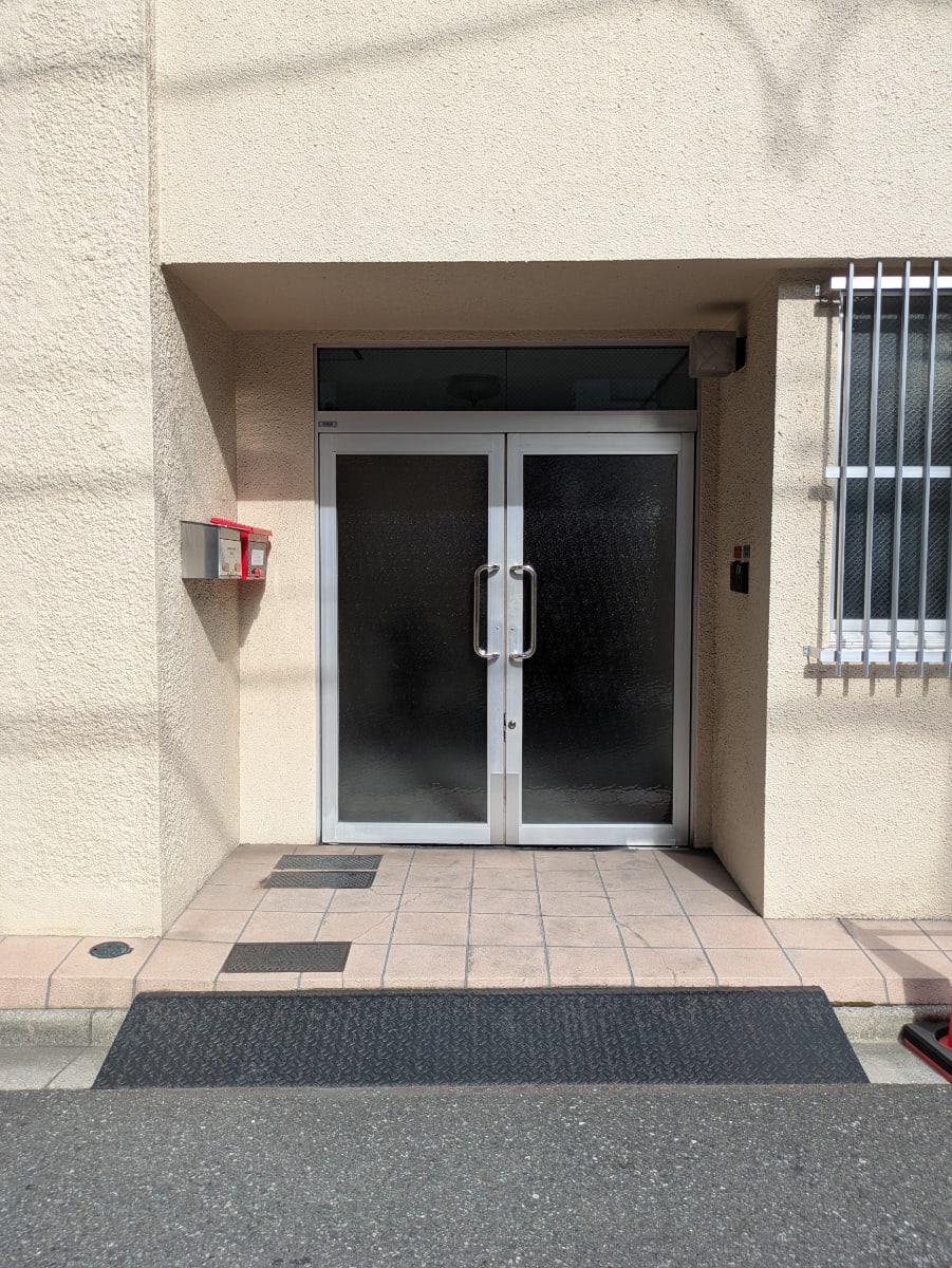 v20251006150705/fresh/building/J00100379128_3