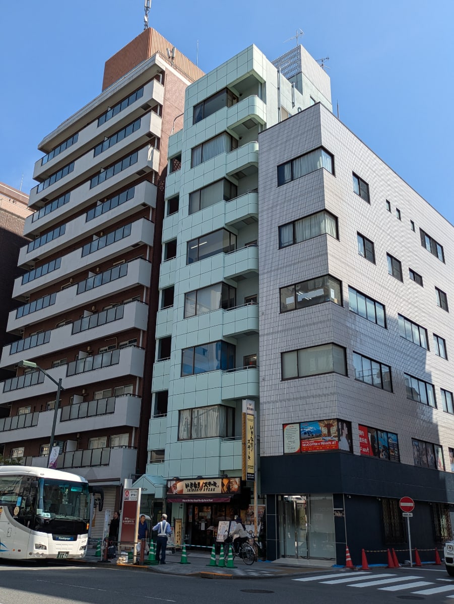 v20251006150705/fresh/building/J00100379149_8
