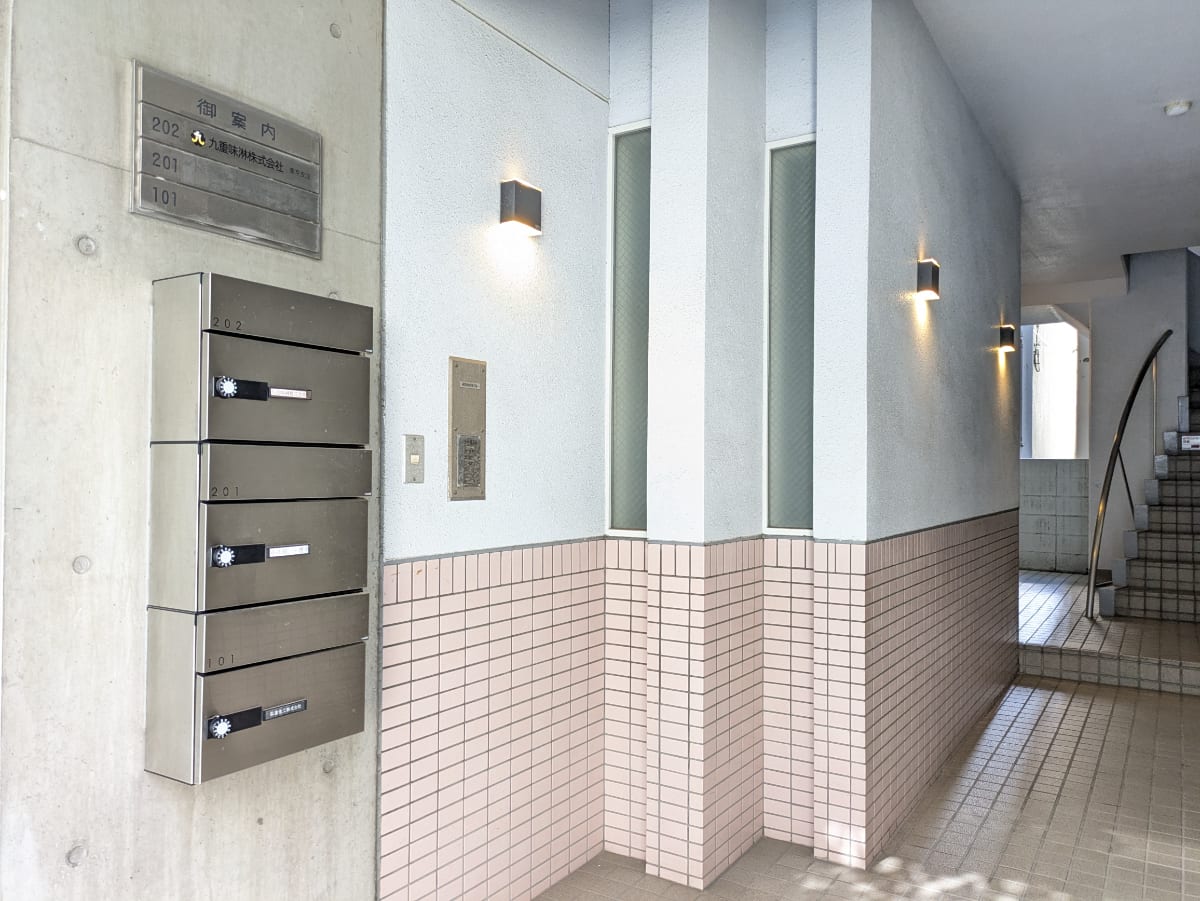 v20251006150705/fresh/building/J00100379189_12