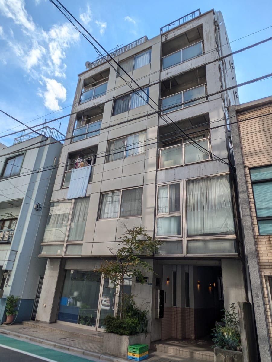 v20251006150705/fresh/building/J00100379189_8