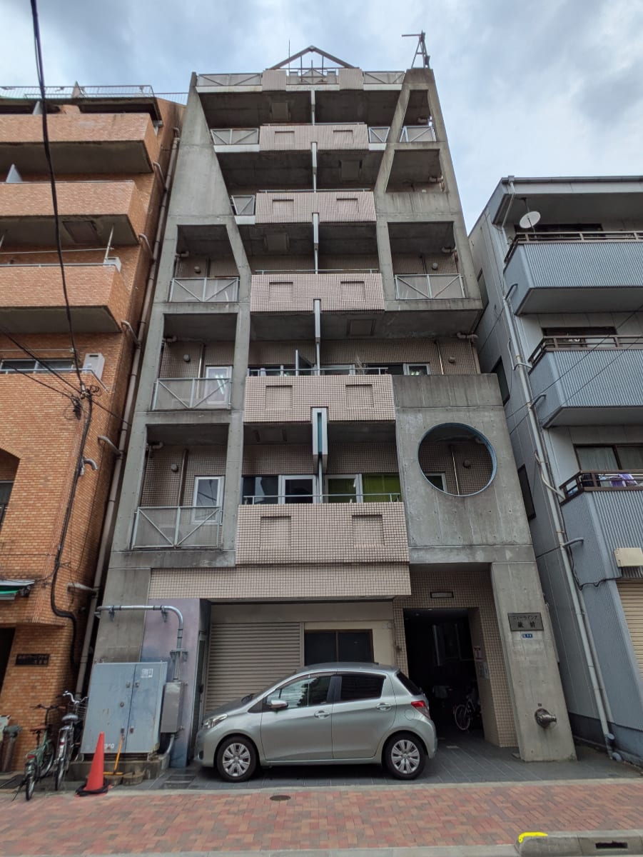 v20251006150705/fresh/building/J00100379194_1