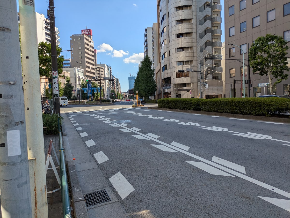 v20251006150705/fresh/building/J00100379335_2