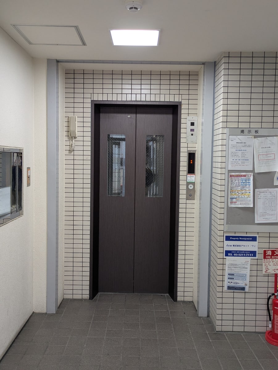 v20251006150705/fresh/building/J00100379742_4