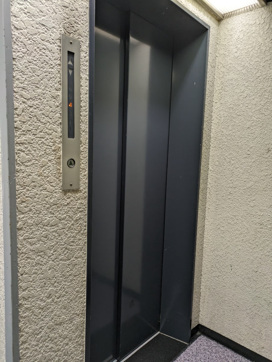 v20251006150705/fresh/building/J00100382192_4