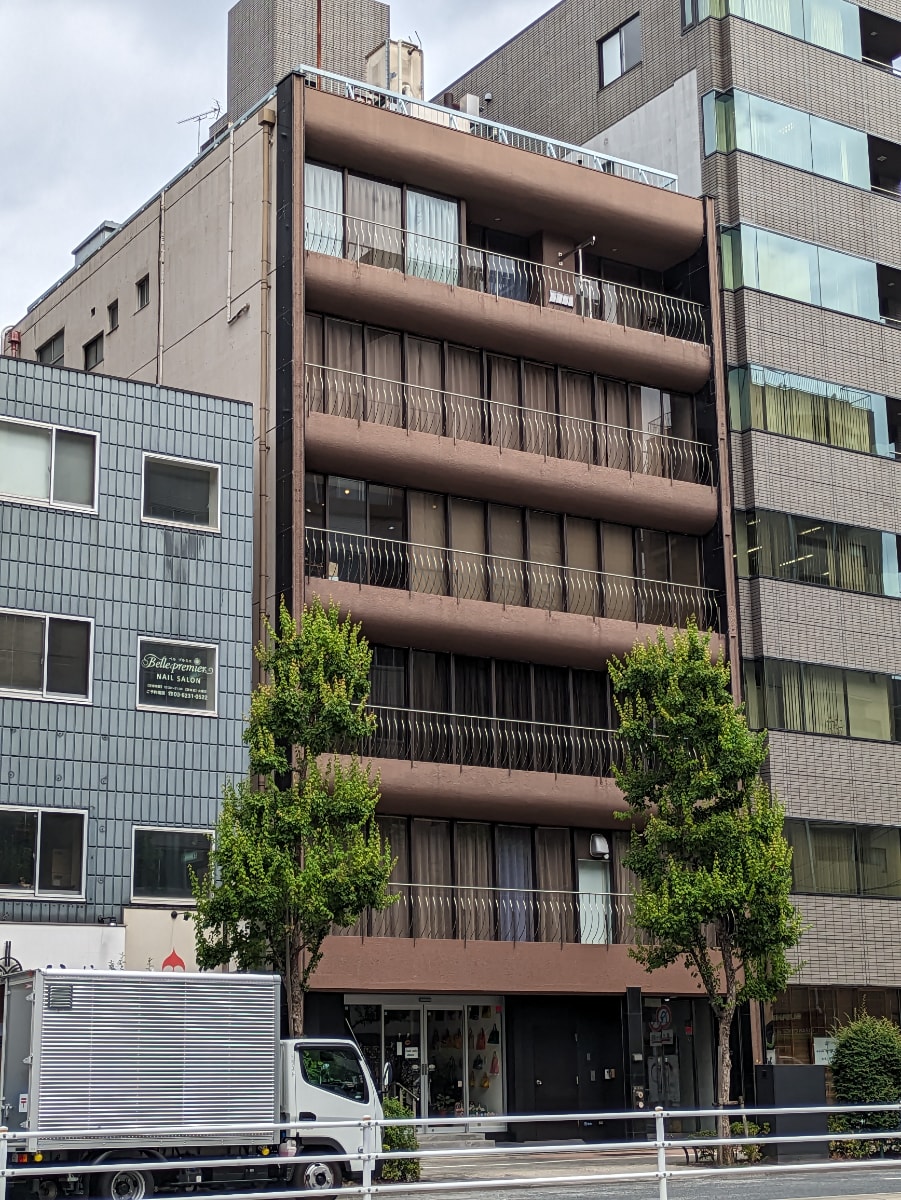 v20251006150705/fresh/building/J00100382192_8