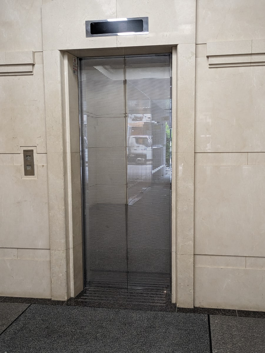 v20251006150705/fresh/building/J00100382193_4