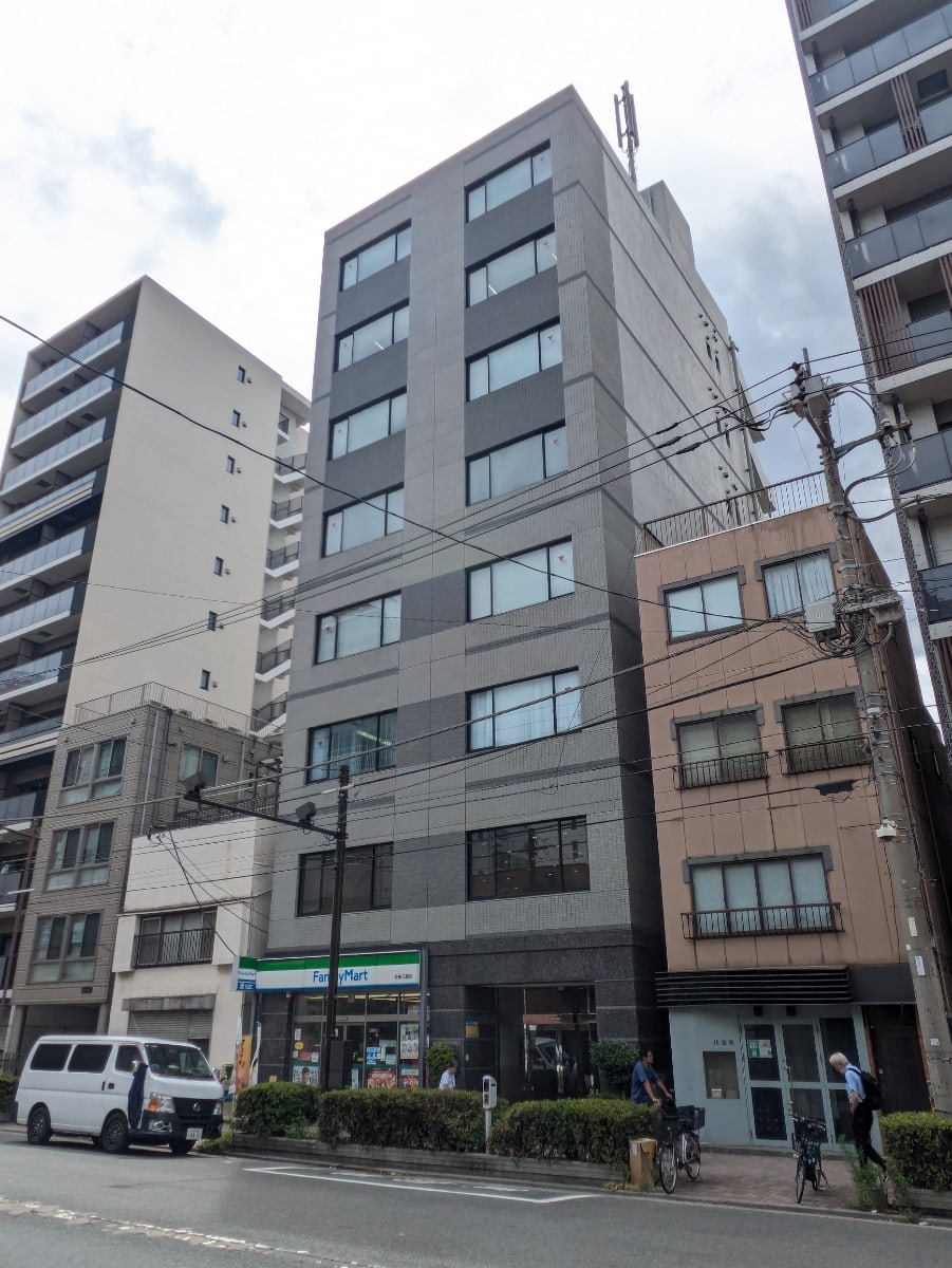 v20251006150705/fresh/building/J00100389551_5
