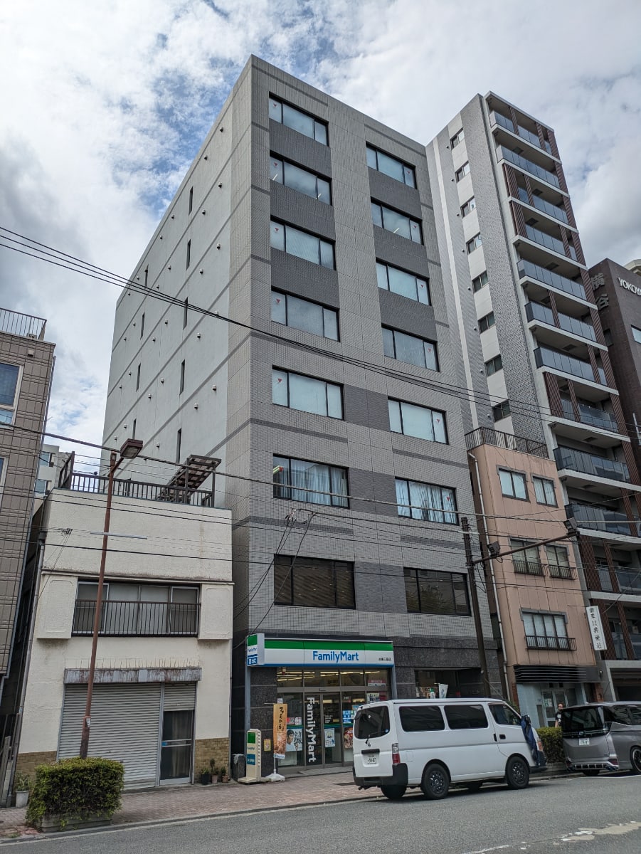 v20251006150705/fresh/building/J00100389551_8