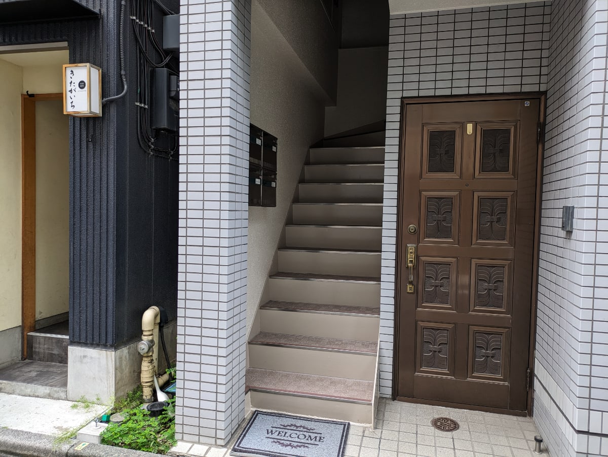 v20251006150705/fresh/building/J00100390169_4