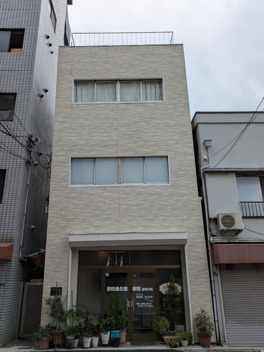 v20251006150705/fresh/building/J00100393895_1