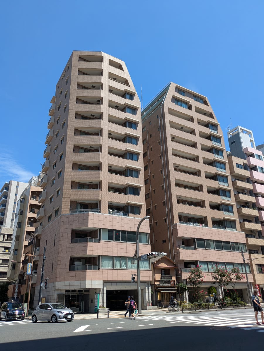v20251006150705/fresh/building/J00100395960_8
