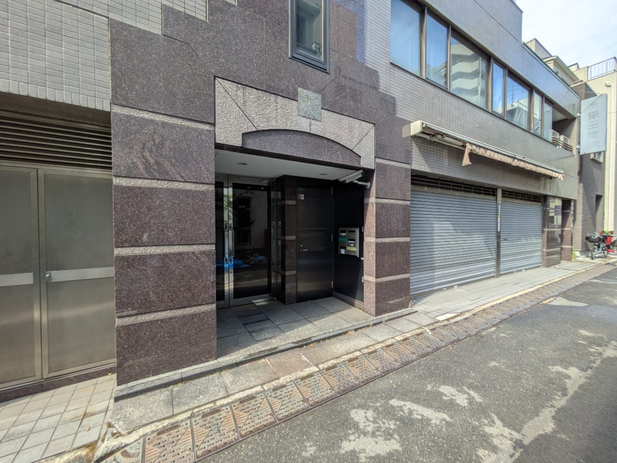 v20251006150705/fresh/building/J00100401514_11