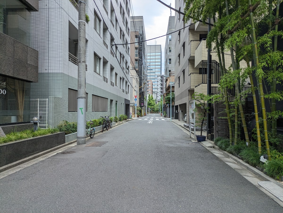 v20251006150705/fresh/building/J00100401597_12