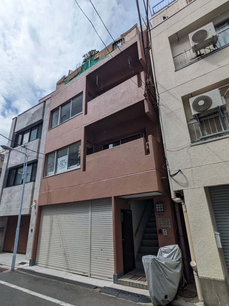 v20251006150705/fresh/building/J00100403895_8
