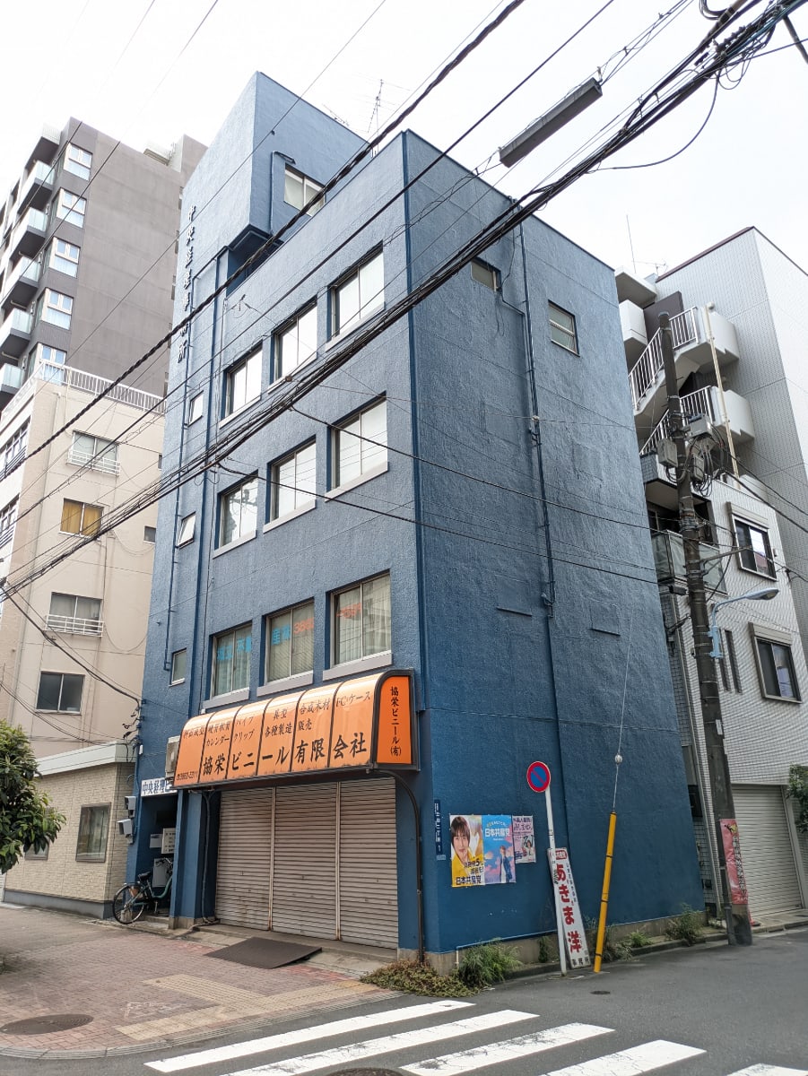 v20251006150705/fresh/building/J00100404968_5