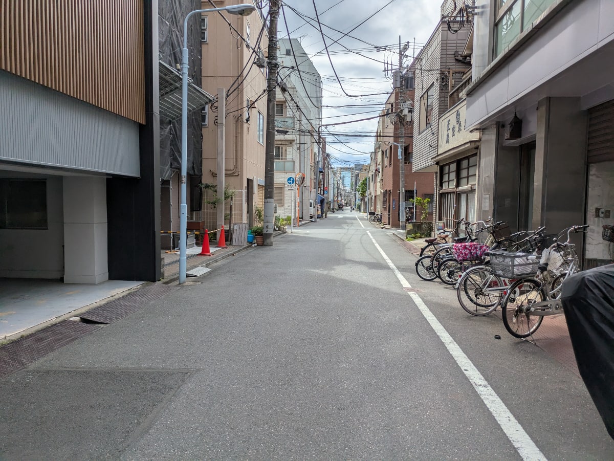 v20251006150705/fresh/building/J00100405466_7