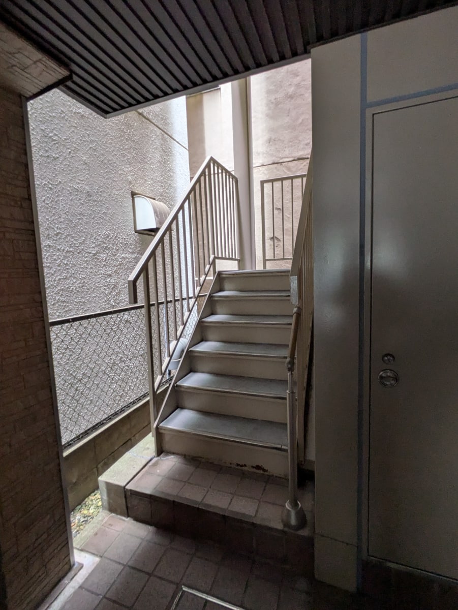 v20251006150705/fresh/building/J00100406321_4
