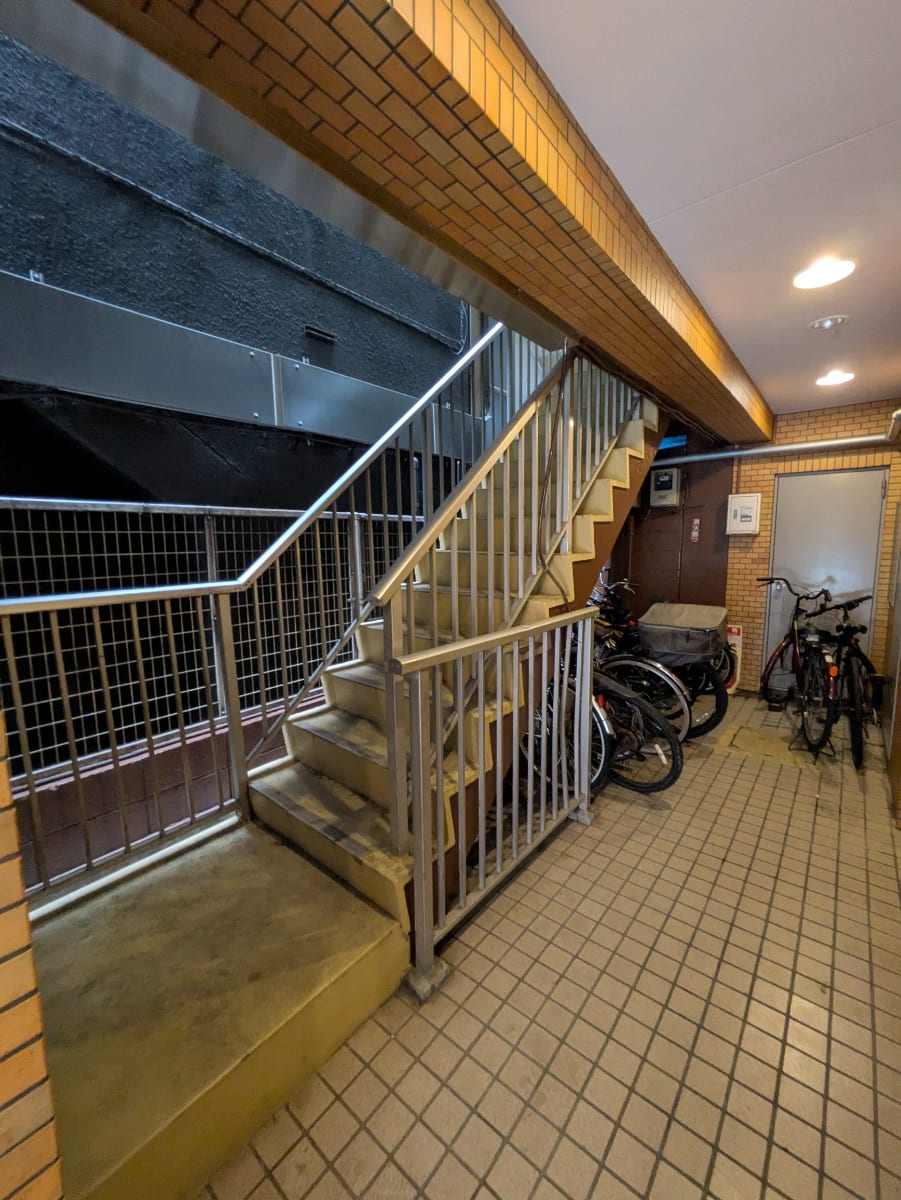 v20251006150705/fresh/building/J00100415382_15