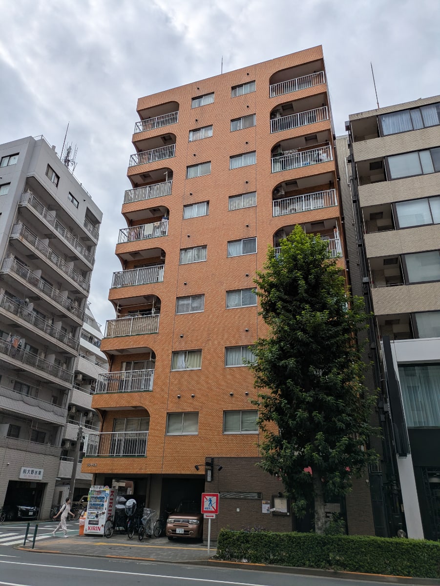 v20251006150705/fresh/building/J00100415382_6