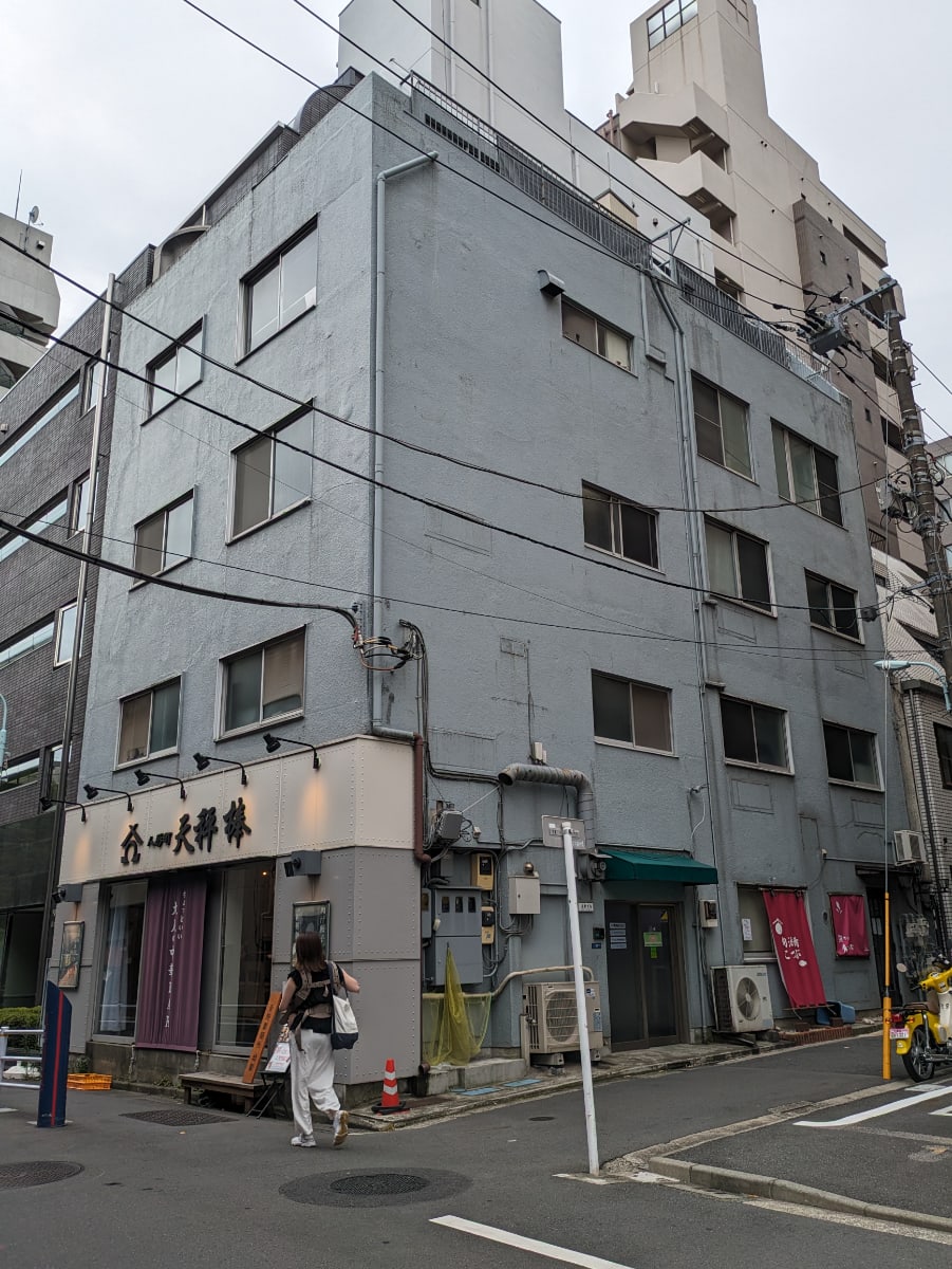v20251006150705/fresh/building/J00100419097_6