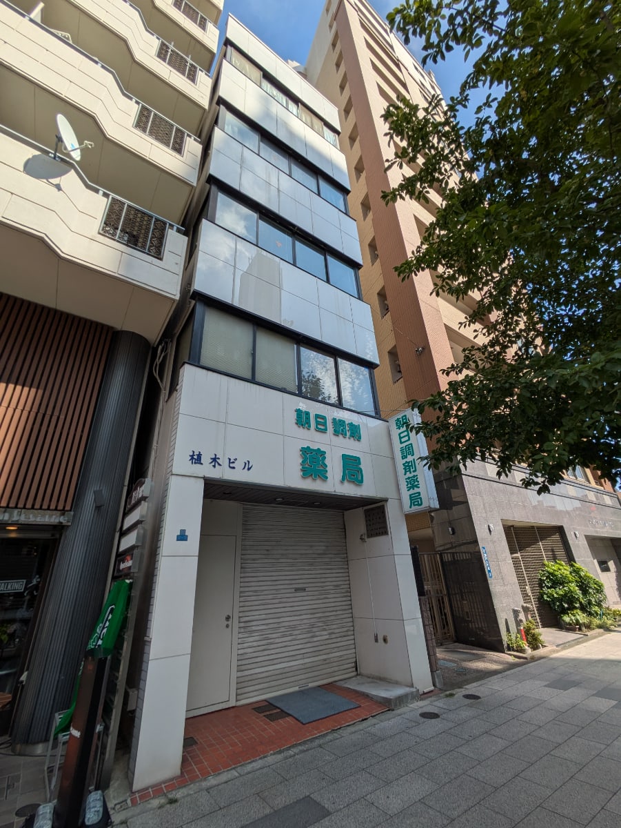 v20251006150705/fresh/building/J00100427179_9