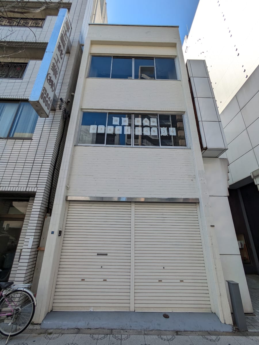 v20251006150705/fresh/building/J00100511319_1